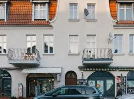 Marynarki Polskiej 65, Sun&Snow