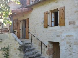 Maison Quercynoise, hotel v destinácii Corn