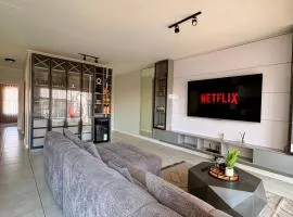 Penthouse Palms At The Blyde