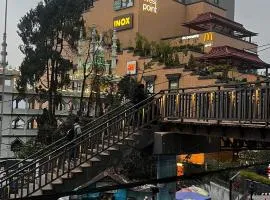 Suvera Stays- MG MARG - Entire Private Apartment