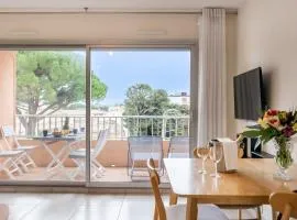 Hello Côte d'Azur - Spacious Studio with Balcony close to the Sea, Pool, Tennis court, Air Conditioned