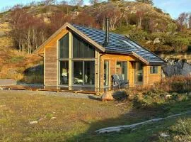 Arkitekttegnet Hytte Ved Sæstadvannet