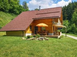 Hiša Lunna - Apartments in a Forest Paradise