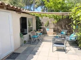 Studio avec Jardin privé au calme Proche Cassis & Marseille