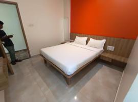 SPOT ON Isha Guest House, hotel di Kolhapur