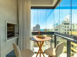 Apartamento 2 suítes C/Piscina