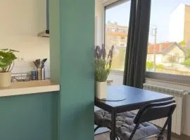 Le Talant - Gare - 2 voyageurs