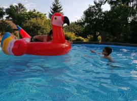 Ferme les Iris – hotel w mieście Issenheim