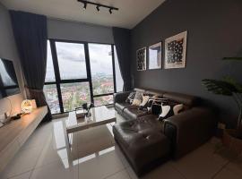 Midvalley Southkey Mosaic 2BR Suite Homestay by Jfive, hotel en Johor Bahru