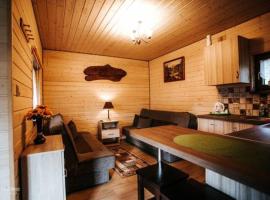 Domek parterowy z Jacuzzi w cenie, hotel u gradu Łobozew