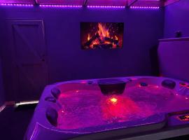 Romantic getaway with private hot tub โรงแรมในเบลฟาสต์