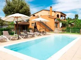 Can Montal Apartmento con piscina