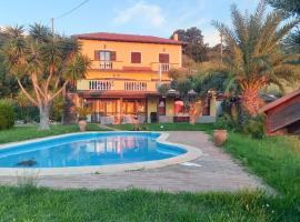 Villa Vista Stromboli, hotel i Falerna Marina