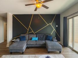 Luxury 2BR Condo Steps from UAB Campus 05, hotel u gradu Birmingem