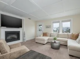 5212A - Cotton's Cabana