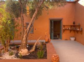 Tadart, hotel i Tamdakht