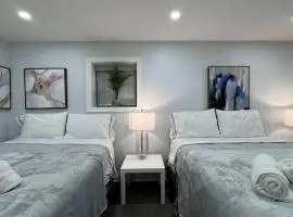 Private Room with Bath & 2 Double Beds in Shared Home