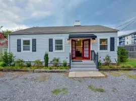1 Mile to UA Campus: Walkable Midtown Getaway