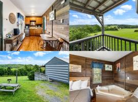 Private Mountain Nook with Jacuzzi - Cabin 6, hotel a Fancy Gap