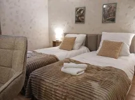 KRK stop near airport