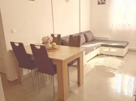 Apartments Niko Novalja