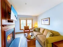 Crest 1BR Ski-inout Condo Hot Tub Snowshoe