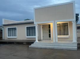 Dennilton Family House, hotel u gradu Dennilton