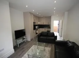 Osterley Place - Apt F