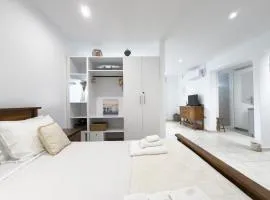 Little Nest Lagonisi - Athenian Riviera beach