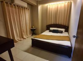 Couple room, attached balcony، فندق في Safipur