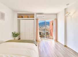 KOSTA HOMES - Mirador del Mediterráneo, hotell sihtkohas Malaga