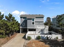 Sojourn Porpoise Delight Oceanfront Saltwater Pool