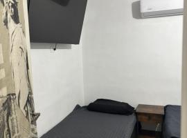 Apartment with Air Conditioning, TV, Washing Machine, Dryer, Security, hotel en Monterrey
