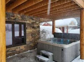 Elk Creek Lodge- Beautiful Rocky Mountain Getaway!