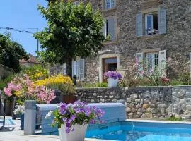 La Maison d'Arlette - Maison d'Hôte et Gite au coeur de l'Isère à 10 mn de Voiron, capitale de la Chartreuse, et du Lac de Paladru