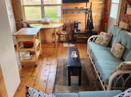 Cable Head Oceanview Casita, hotel u gradu Saint Peters