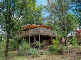 The Tree House - Wood & Wind Retreats, khách sạn ở Eldoret