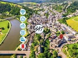 BAT Home Solutions Saarburg Altstadt - alles was ein Hotel nicht bietet - 3 Apartments 45 bis 75 qm für bis zu 12 Personen - direkt unter der Burg - 2 Min zur Altstadt - Weinbergblick, Heimkino und E-Ladesäulen