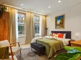 4BR in City Centre w Quiet Windows & Stockmann 50m
