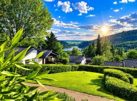Ferienhaus EIFELZEIT am See, hotel in Biersdorf