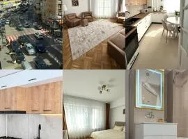 Ultracentral Luxury Apartament