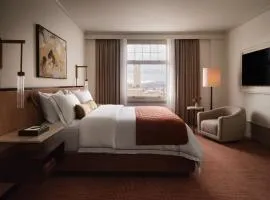 The Huntington Hotel