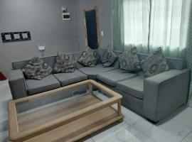 Top Crew Cottage Kempton Park, hotel di Kempton Park