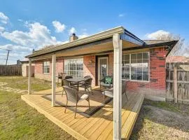 10 Mi to Fort Hood: Family Home w/ Backyard