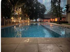 Nanak Homes Lodha Amara, hotel din Thane
