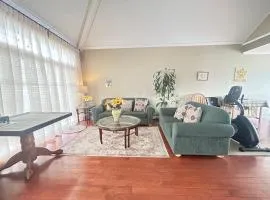 Luxury & Spacious three bedrooms House Near Coquitlam Town Centre