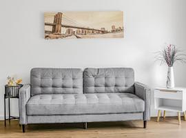 ENTIRE 3BR Home Near Werribee Plaza Zoo with Free Parking, hotel a Wyndham Vale