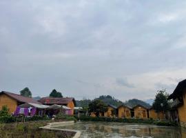Lý Tà Dào Homestay – hotel w mieście Quản Bạ