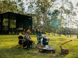 The Lookout - a Huch experience, Hotel in Wollombi