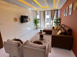 Warm Luxury Oasis 2BR Apartment, Ocean-View Rooftop, Almadies, Hotel in Dakar